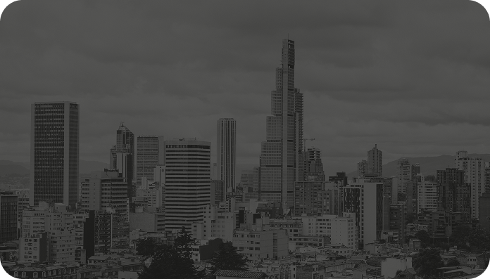 Bogotá de noche en blanco y negro